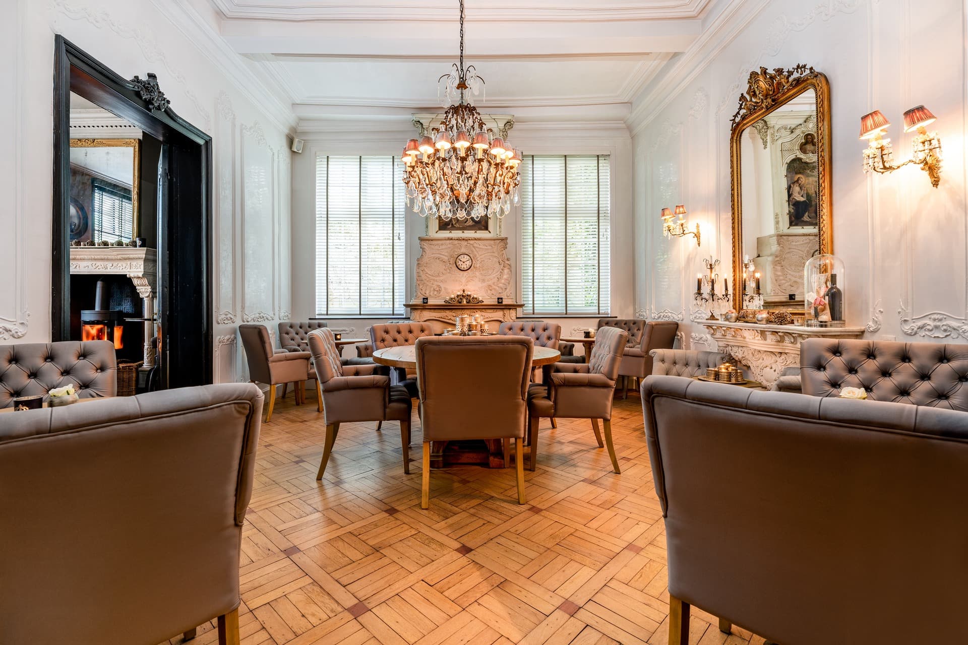 Castel Suites 1