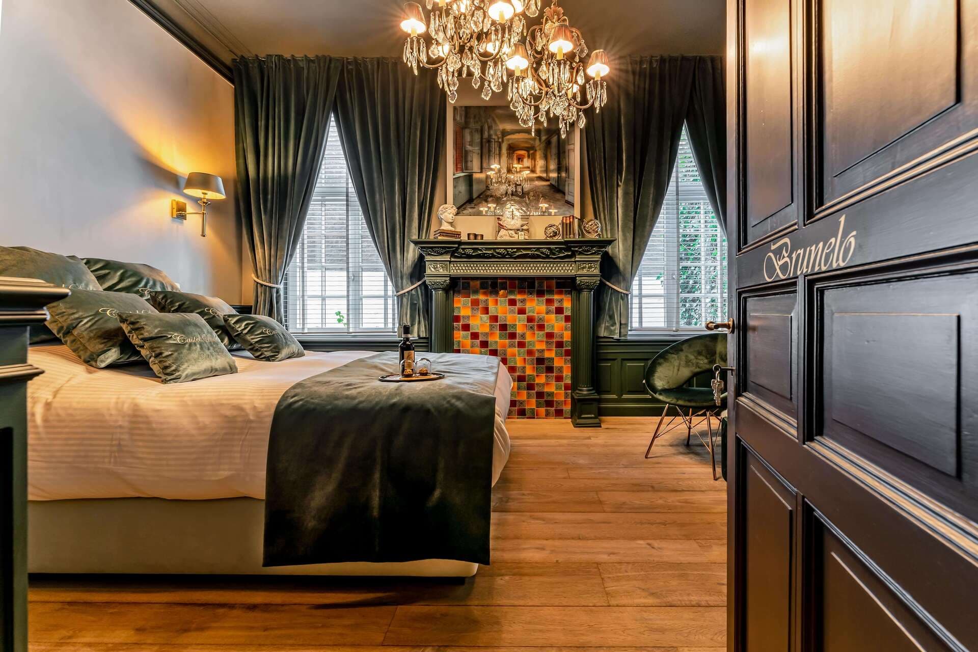 Room 1